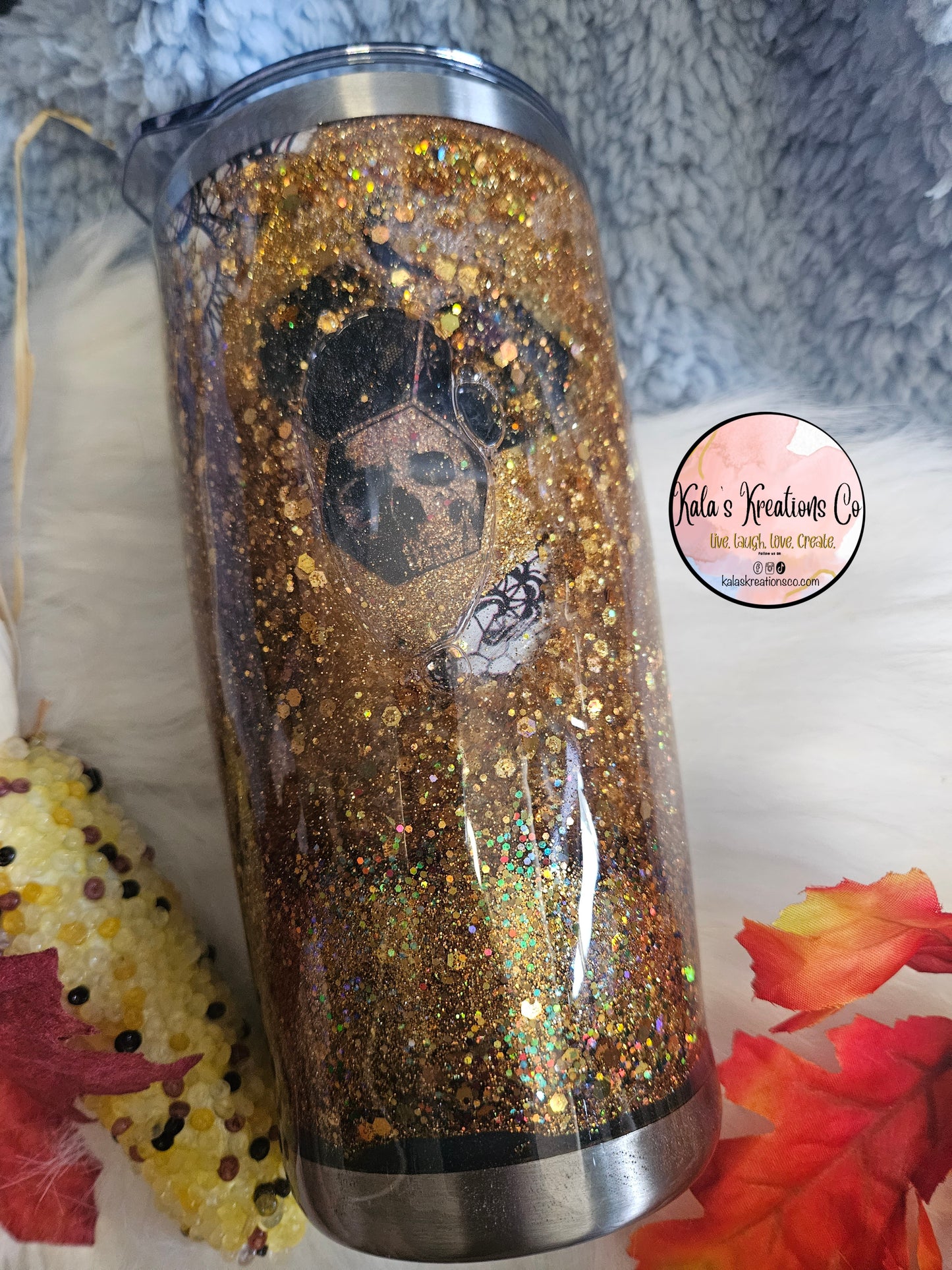 30 oz Snow globe skull Lacey tumbler