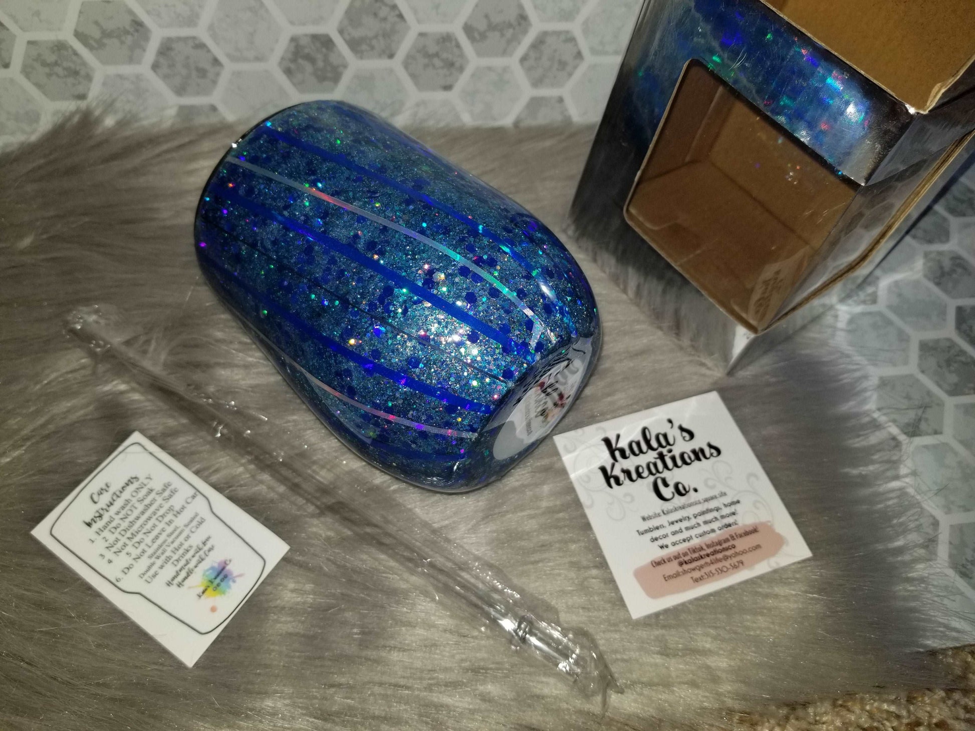 12 oz blue glitter striped wine tumbler