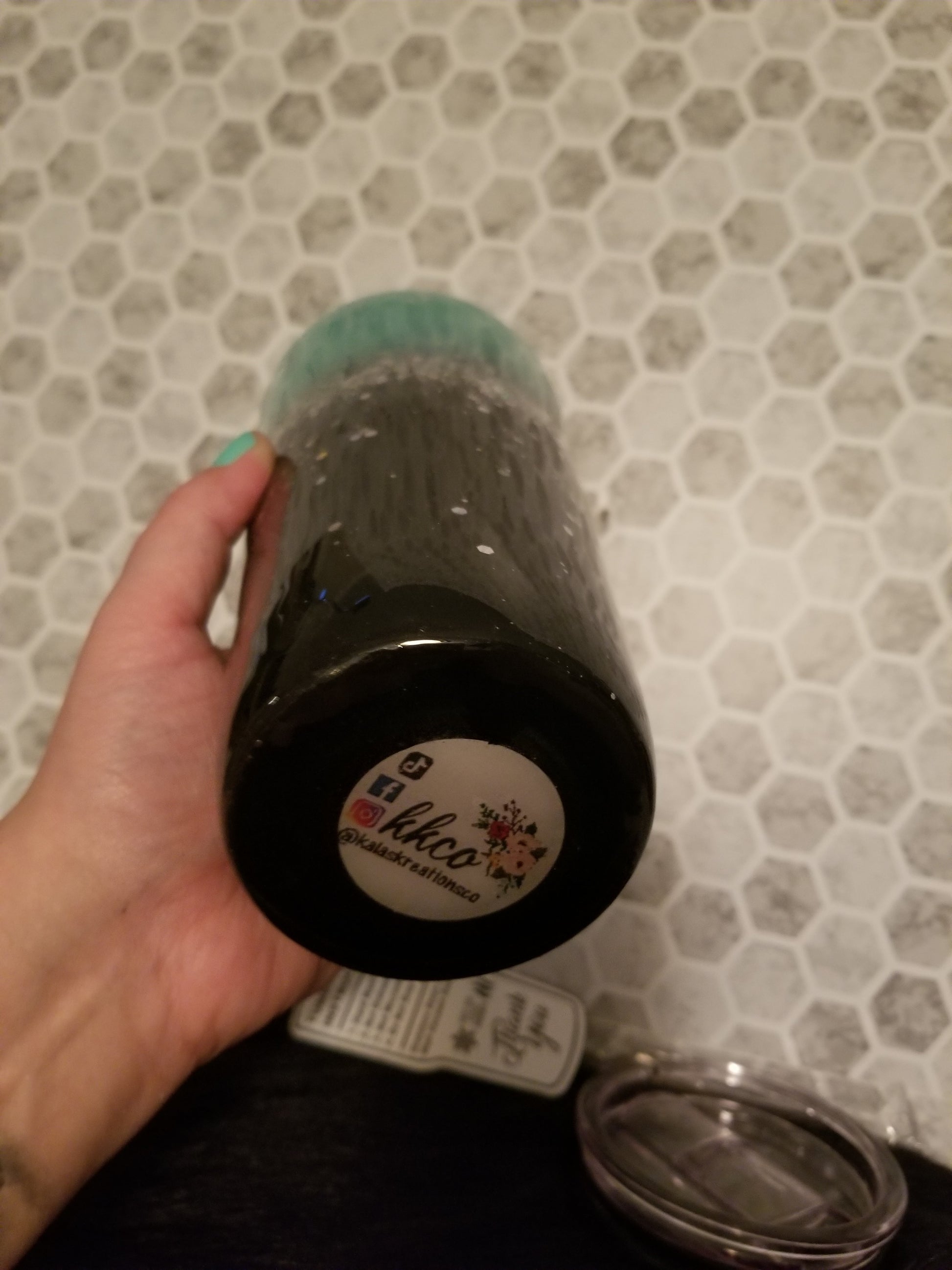 30oz tapered turquoise and black glittered tumbler
