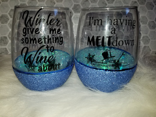 Set of 2- 20oz stemless wine glasses. Winter themed